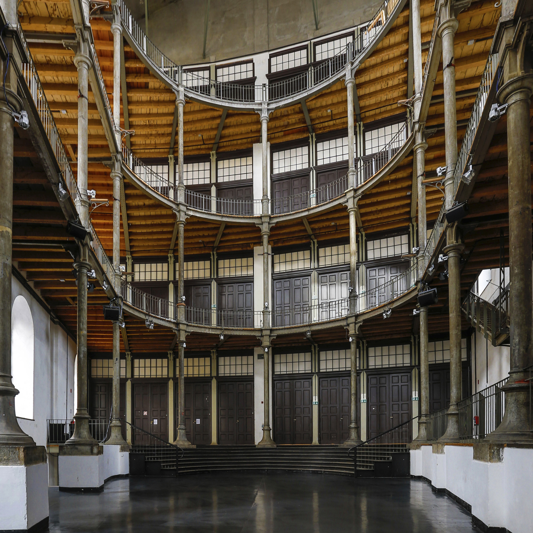 Vienna Gin Festival Location Semperdepot – Nicola Lederer